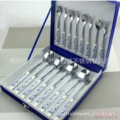 【鑫誠新款不銹鋼餐具3件套禮盒餐具套裝促銷廣告禮品廠家批發(fā)QHCS-01】揭陽市東山區(qū)東陽鑫誠不銹鋼餐具廠 - 產(chǎn)品庫