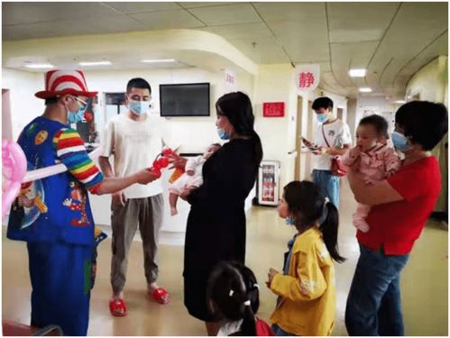 快樂為王，晉江婦幼這廂有禮了——關(guān)愛婦幼健康，禮品傳真情